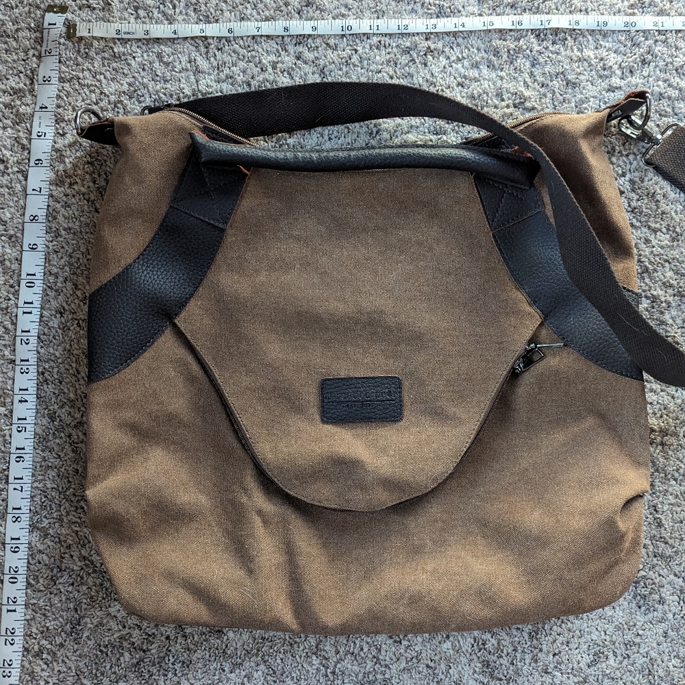 Threaded Pear large crossbody bag